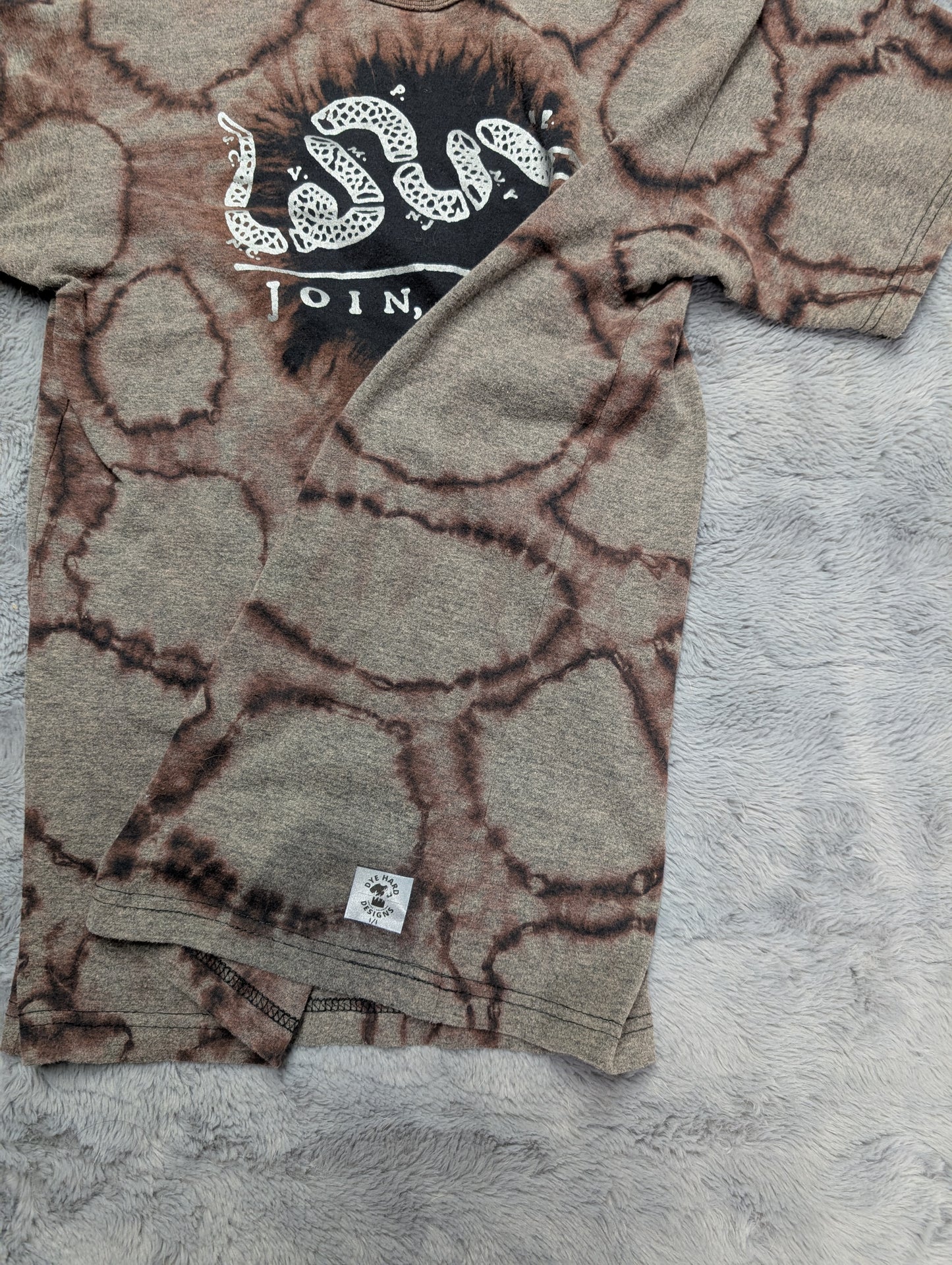 "Join or Die" Gadsden Flag Patriotic Snake Reverse Bleach Tie Dye T-Shirt