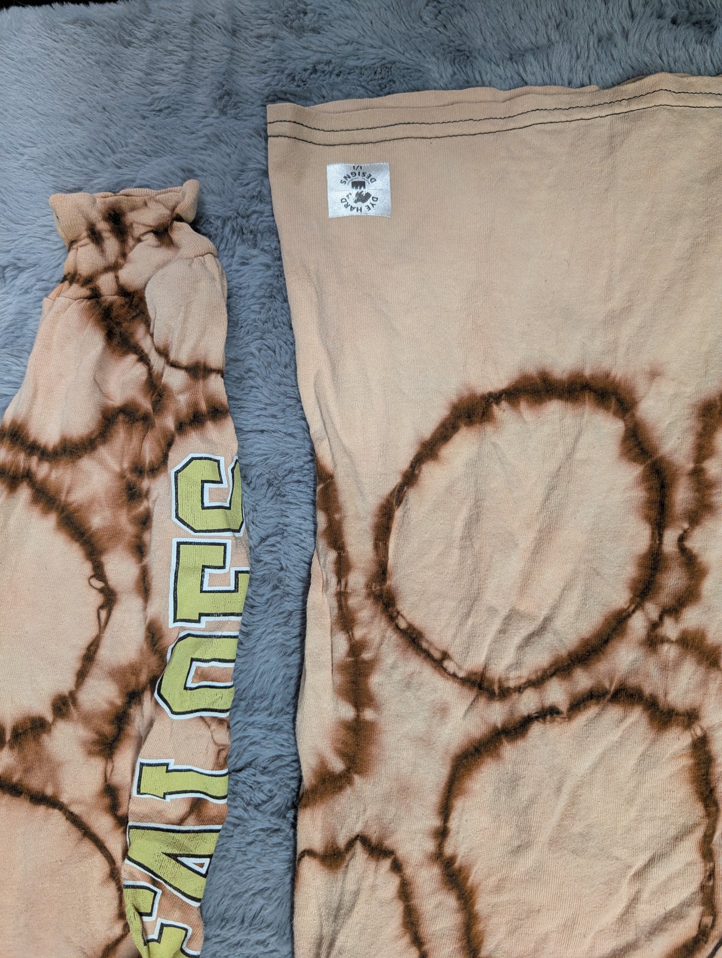 University of Colorado CU Boulder Buffs Circle Reverse Tie-Dye Long Sleeve T-Shirt