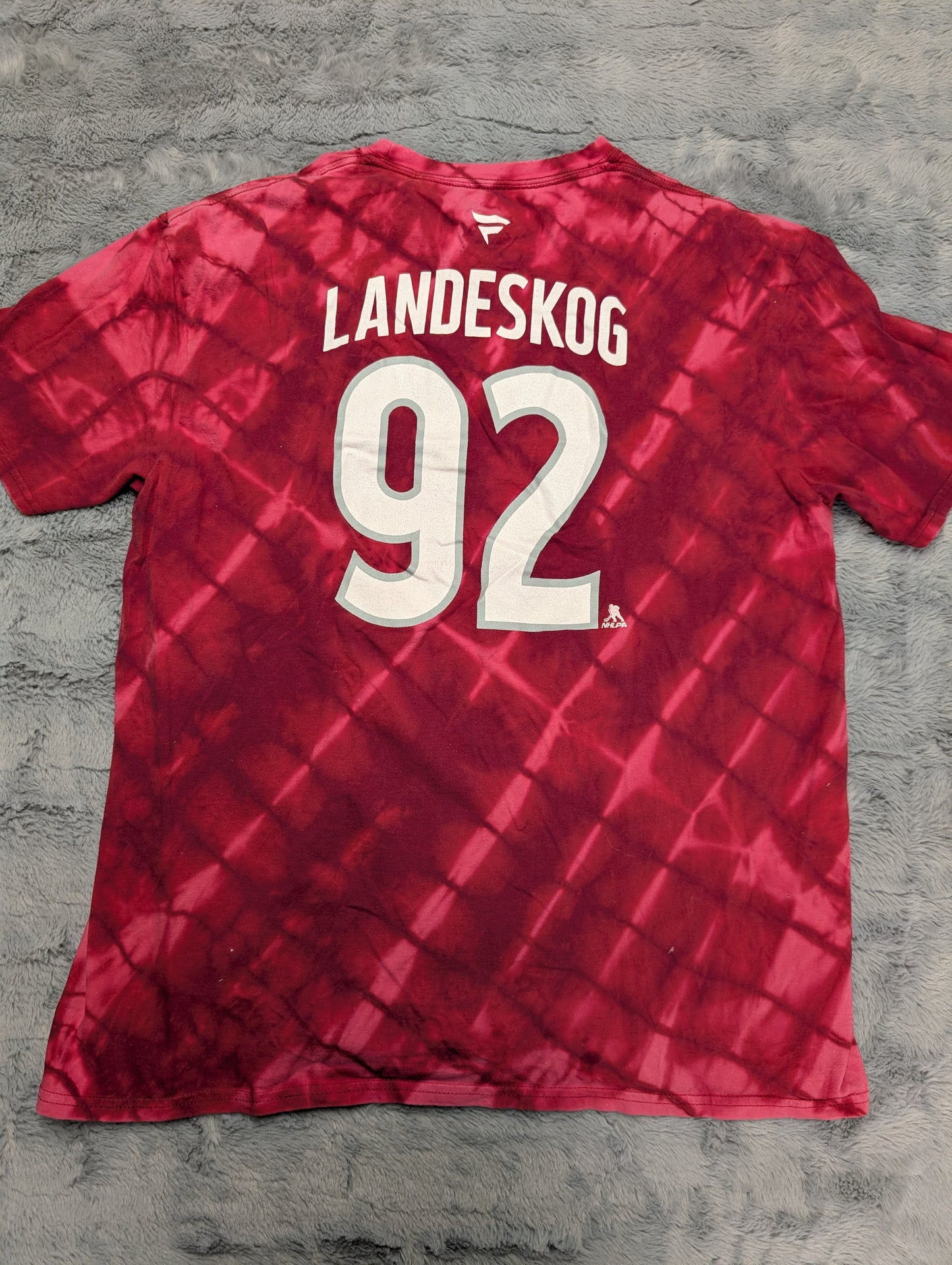 Avalanche Landeskog #92 Reverse Tie-Dye T-Shirt