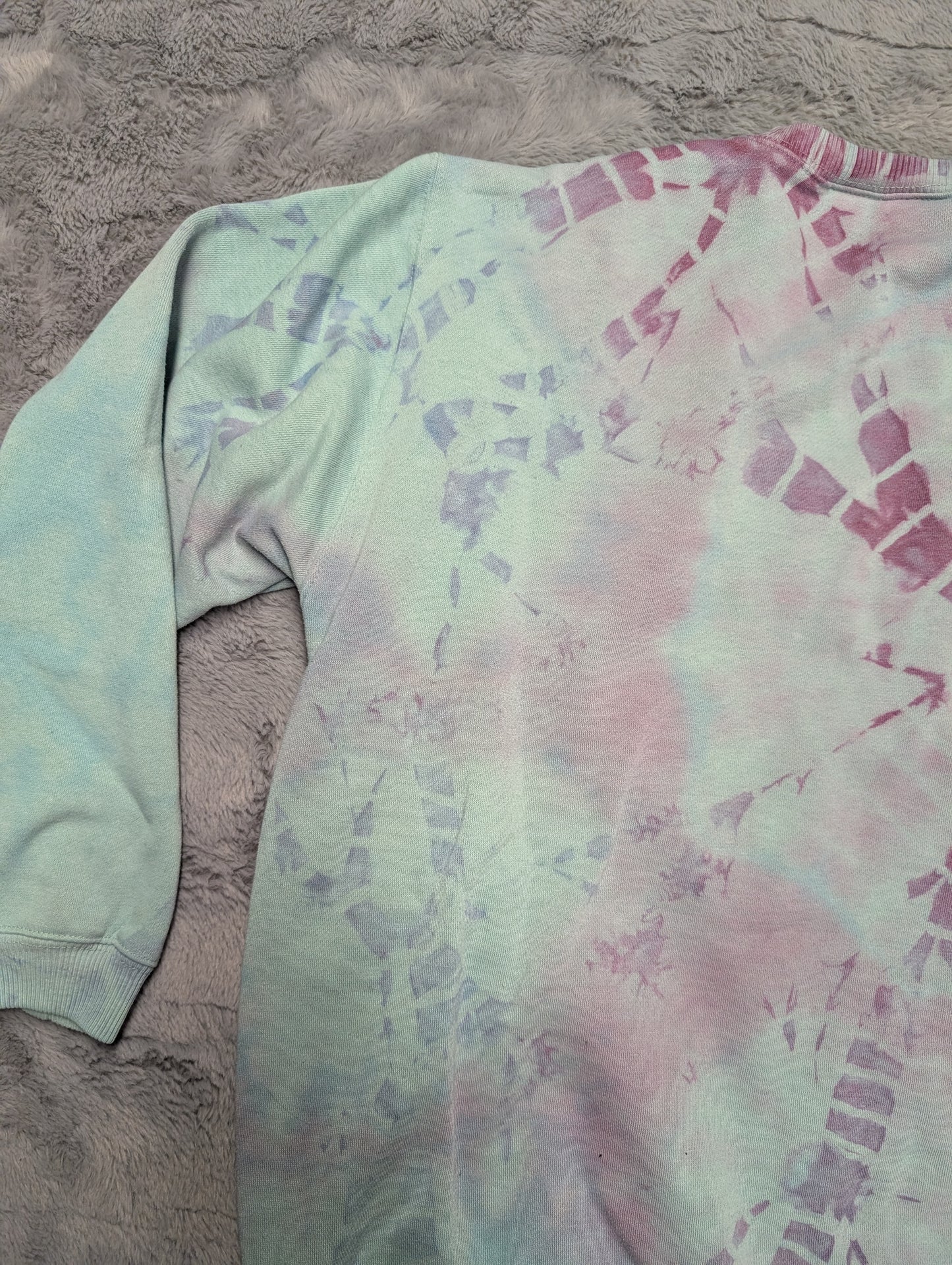 Cherokee: An American Tradition Pastel Tie-Dye Crewneck Sweatshirt Crewneck Sweatshirt