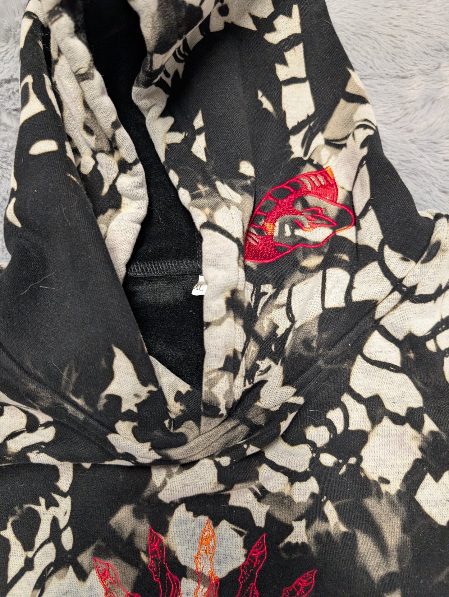 Black Reverse Tie-Dye Hoodie Sweatshirt with Red Asian Logos and Velour Lining