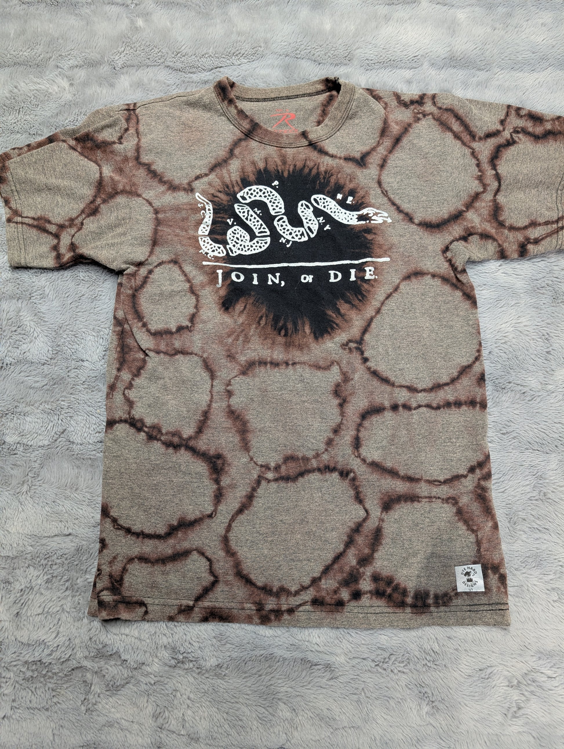Gray and black tie dye t shirt with "join or die" Gadsden Flag snake