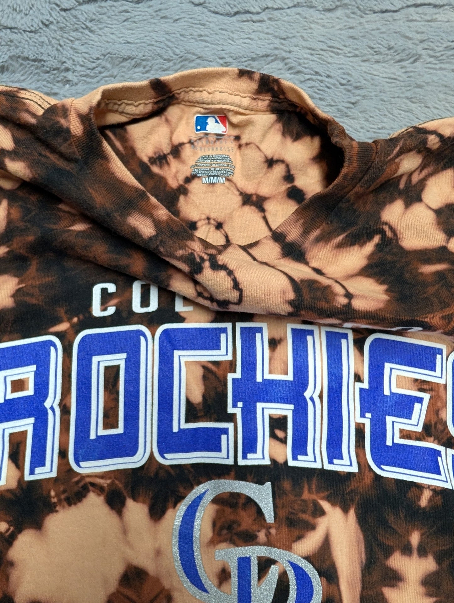 Colorado Rockies Reverse Tie-Dye T-Shirt