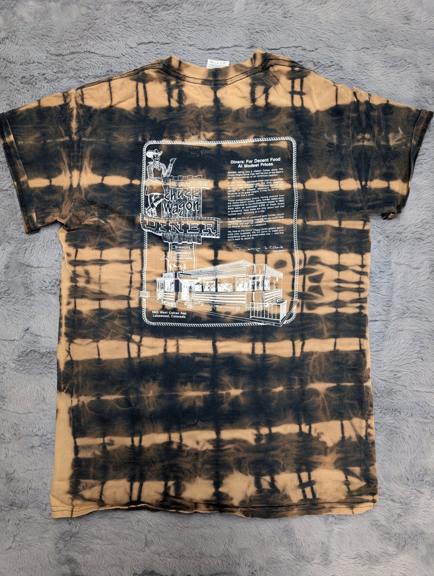 Davies Chuck Wagon Diner Vintage Reverse Tie-Dye T-Shirt