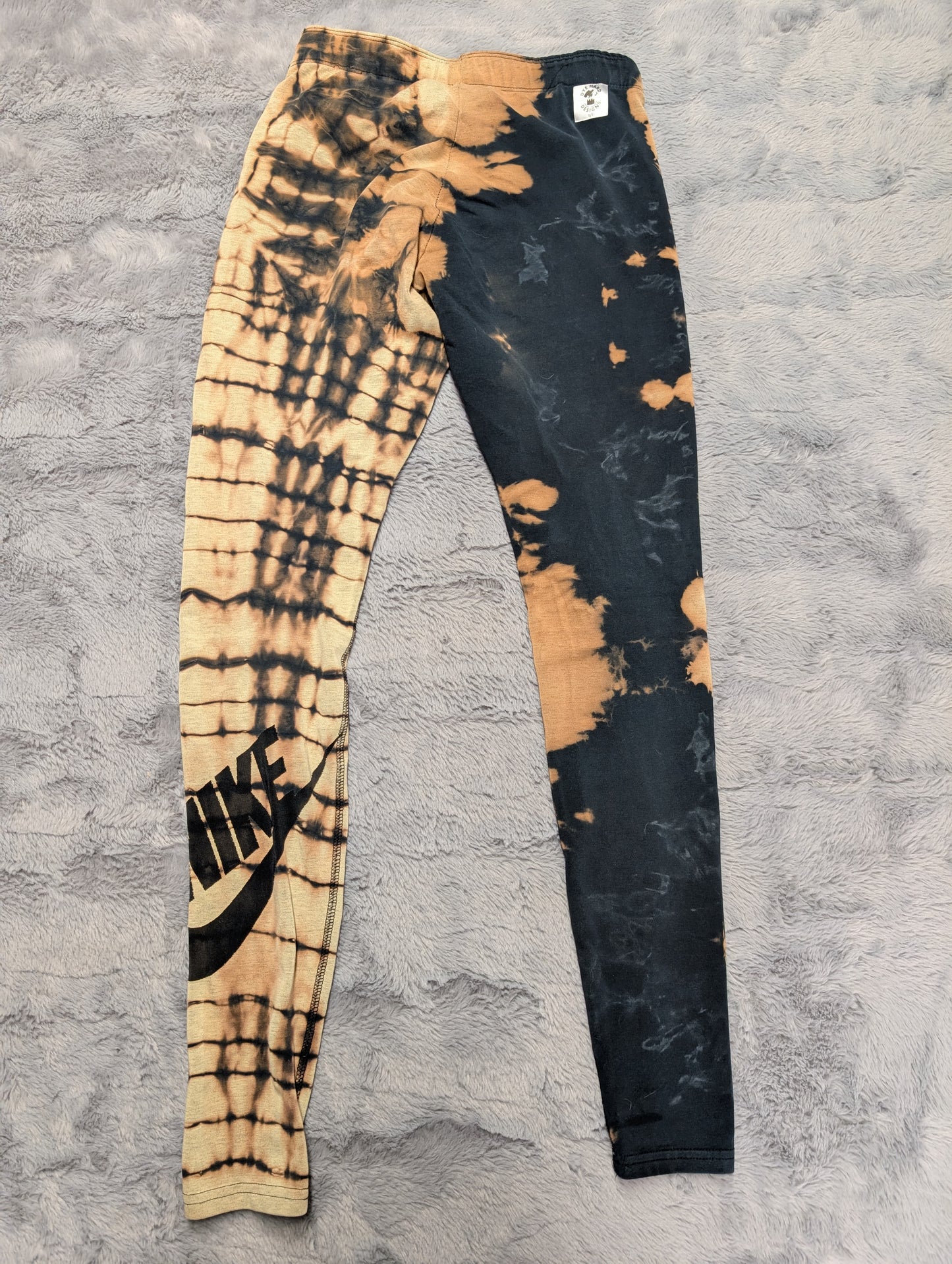 Nike Reverse Tie-Dye Sportswear Leggings